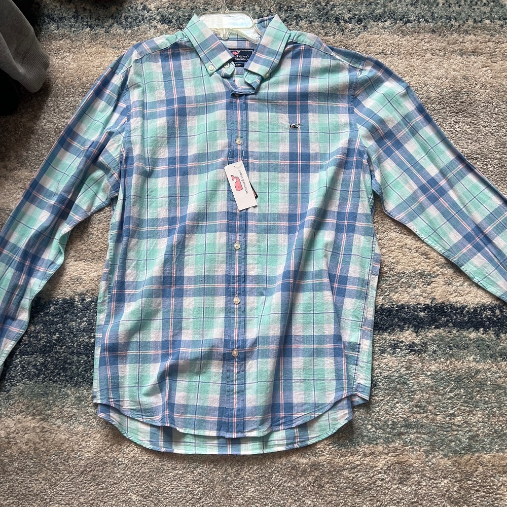 Vineyard vines button down